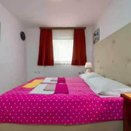 Lucija - Three Bedroom Διαμέρισμα Τρογκίρ